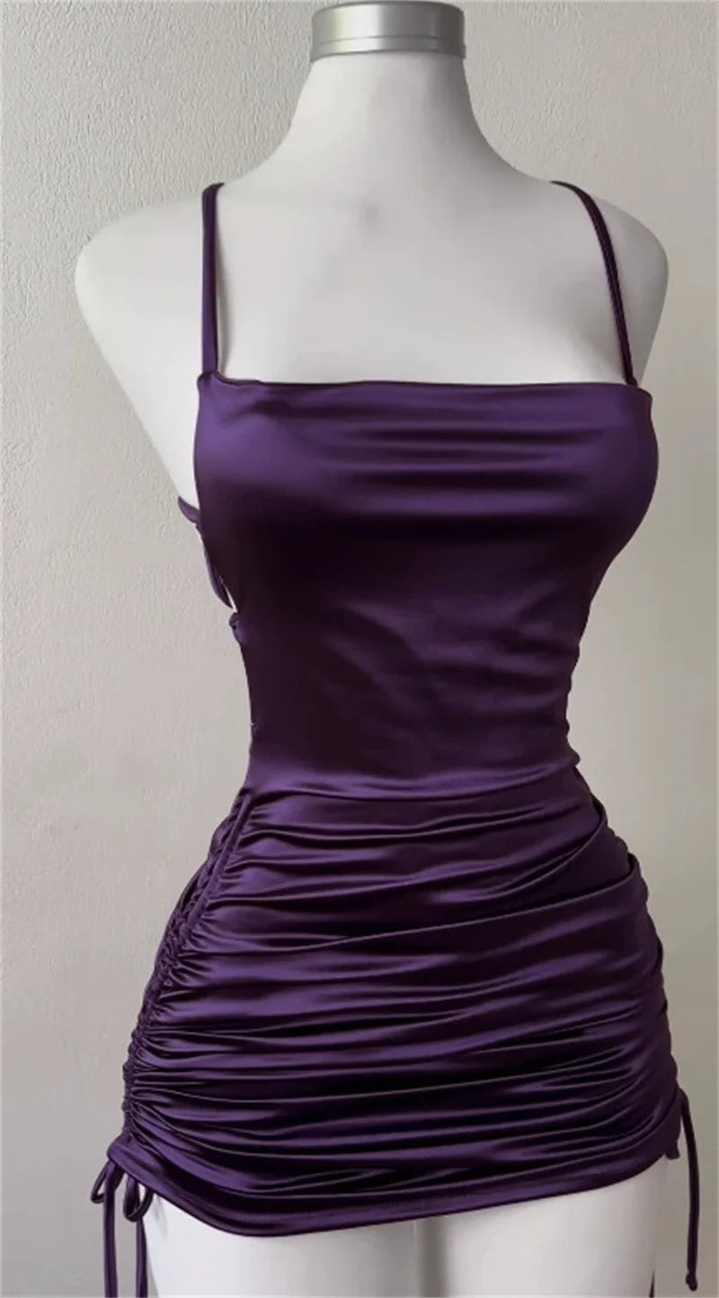 🖤 Elegantní černé šaty s korzetovým šněrováním