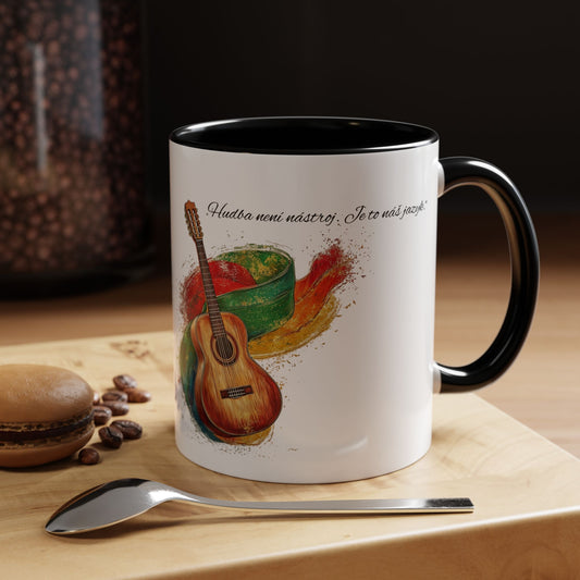 🎶 Hrnek s kytarou a citátem – Hudba je náš jazyk