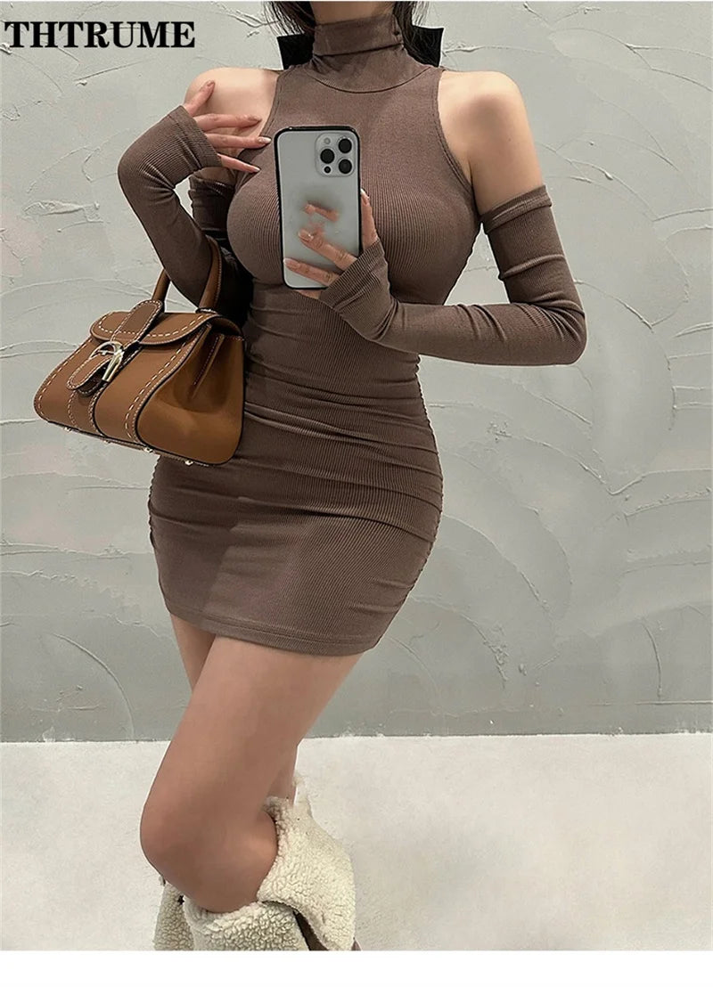 💃 Dámské minišaty s odhalenými rameny a rukávy – Elegantní