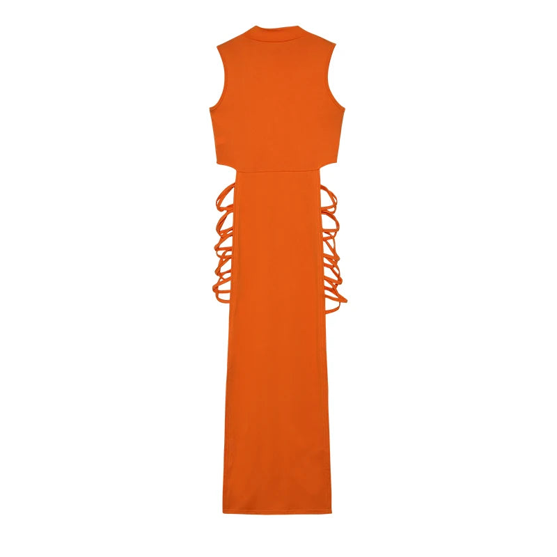 🔥 Extravagantní šaty s výřezy a šněrováním