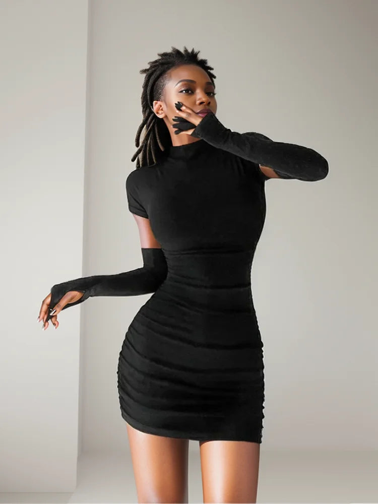 👗 Elegantní černé mini šaty s rukávy