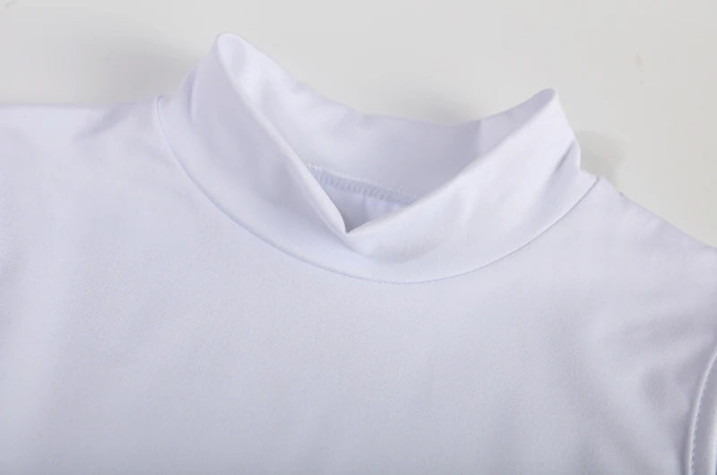 🔥 Extravagantní šaty s výřezy a šněrováním